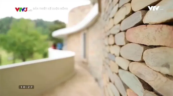 Biệt thự ngoại ô Hà Nội đẹp mê hồn với nét thô mộc trong vẻ hiện đại - Ảnh 4. Biệt thự ngoại ô Hà Nội đẹp mê hồn với nét thô mộc trong vẻ hiện đại - Ảnh 4.