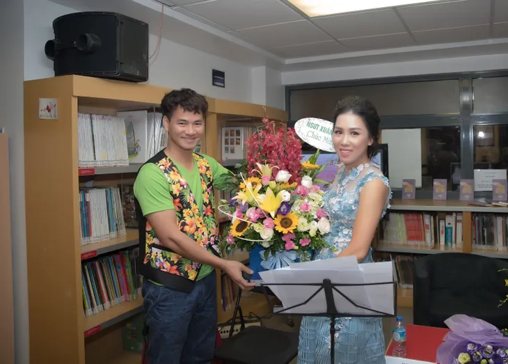 “Hạnh phúc trong 5 lá thư của mẹ”: Cuốn sách đặc biệt về tình mẫu tử - Ảnh 3. “Hạnh phúc trong 5 lá thư của mẹ”: Cuốn sách đặc biệt về tình mẫu tử - Ảnh 3.