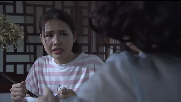Ghét thì yêu thôi - Tập 19: Kim ngấn lệ vì bị bà Diễm ngăn cấm, chê bai quá khứ của Du - Ảnh 2. Ghét thì yêu thôi - Tập 19: Kim ngấn lệ vì bị bà Diễm ngăn cấm, chê bai quá khứ của Du - Ảnh 2.