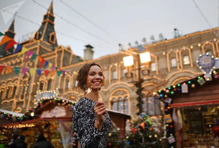 Chùm ảnh: Moscow rực rỡ ánh đèn đón Giáng sinh 2017 - Ảnh 11. Chùm ảnh: Moscow rực rỡ ánh đèn đón Giáng sinh 2017 - Ảnh 11.