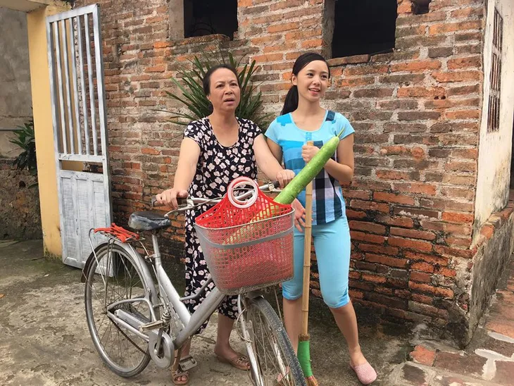 Những hình ảnh hậu trường cực nhắng nhít của phim Đi qua mùa hạ - Ảnh 2. Những hình ảnh hậu trường cực nhắng nhít của phim Đi qua mùa hạ - Ảnh 2.