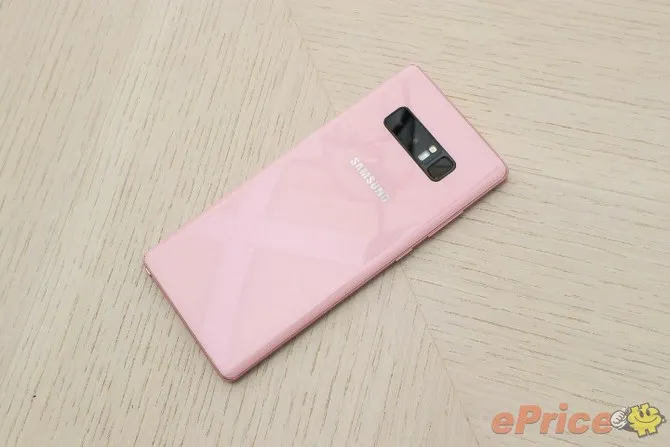 Samsung giới thiệu Galaxy Note 8 bản màu hường - Ảnh 2. Samsung giới thiệu Galaxy Note 8 bản màu hường - Ảnh 2.