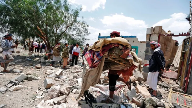 Yemen: Ít nhất 48 người thiệt mạng do liên quân Saudi Arabia không kích - Ảnh 1. Yemen: Ít nhất 48 người thiệt mạng do liên quân Saudi Arabia không kích - Ảnh 1.