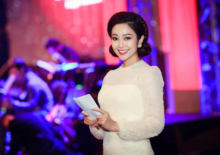 Dàn nữ MC tài sắc lọt đề cử VTV Awards 2018 - Ảnh 4. Dàn nữ MC tài sắc lọt đề cử VTV Awards 2018 - Ảnh 4.