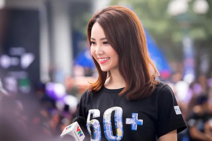 Á hậu Thụy Vân: Xinh đẹp và thành công thì đâu có nhàm chán! - Ảnh 4. Á hậu Thụy Vân: Xinh đẹp và thành công thì đâu có nhàm chán! - Ảnh 4.