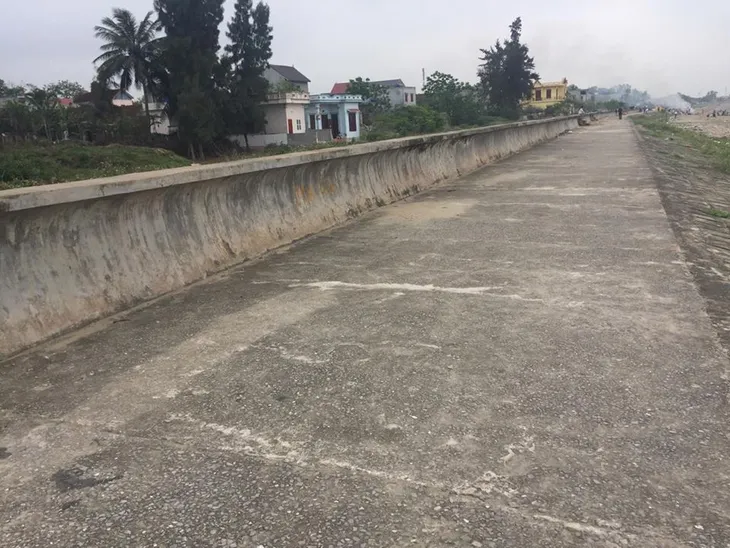 Thanh Hóa: Hàng trăm người dân hưởng ứng chiến dịch Nói không với rác - Ảnh 5. Thanh Hóa: Hàng trăm người dân hưởng ứng chiến dịch Nói không với rác - Ảnh 5.