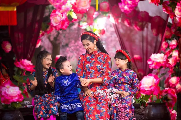 Hoa hậu Ngọc Hân khoe căn hộ đậm chất truyền thống - Ảnh 3. Hoa hậu Ngọc Hân khoe căn hộ đậm chất truyền thống - Ảnh 3.