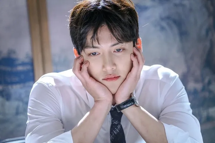 Ngắm những hình ảnh nóng trong Đối tác đáng ngờ, hẳn fan của Ji Chang Wook đều nghẹt thở - Ảnh 4. Ngắm những hình ảnh nóng trong Đối tác đáng ngờ, hẳn fan của Ji Chang Wook đều nghẹt thở - Ảnh 4.
