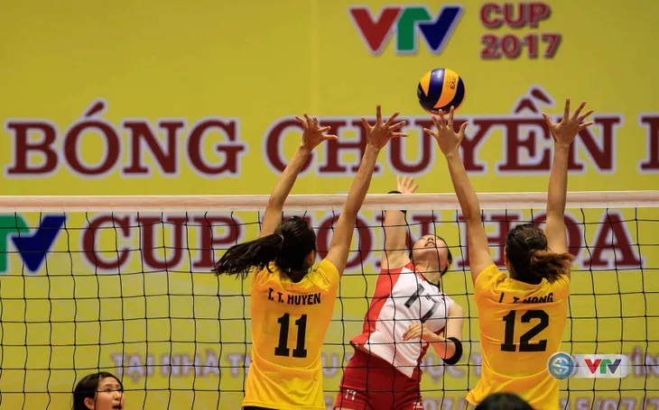 VTV Cup Tôn Hoa Sen 2017: Tuyển trẻ Việt Nam không thể tạo bất ngờ trước đội Sinh viên Nhật Bản - Ảnh 2. VTV Cup Tôn Hoa Sen 2017: Tuyển trẻ Việt Nam không thể tạo bất ngờ trước đội Sinh viên Nhật Bản - Ảnh 2.
