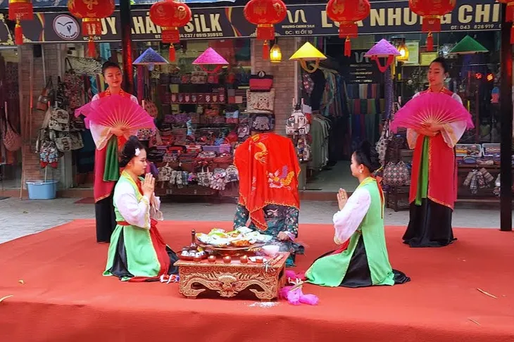 Vạn Phúc: Đẩy mạnh quảng bá du lịch tại làng nghề truyền thống - Ảnh 7. Vạn Phúc: Đẩy mạnh quảng bá du lịch tại làng nghề truyền thống - Ảnh 7.