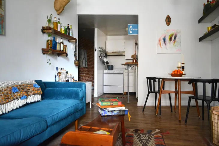 Căn hộ nhỏ của cô nàng độc thân yêu phong cách Bohemian - Ảnh 2. Căn hộ nhỏ của cô nàng độc thân yêu phong cách Bohemian - Ảnh 2.