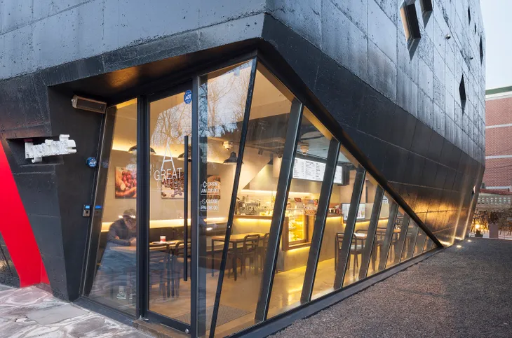 Tròn mắt với hostel lạ lùng như trong phim viễn tưởng - Ảnh 2. Tròn mắt với hostel lạ lùng như trong phim viễn tưởng - Ảnh 2.
