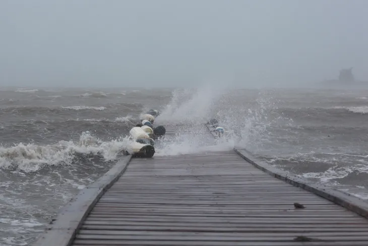 Bão Irma gây thiệt hại đáng kể tại các vùng lãnh thổ thuộc Pháp - Ảnh 1.