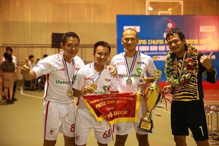 VTV vô địch giải bóng đá các cơ quan báo chí toàn quốc Press Cup 2017 - Ảnh 7. VTV vô địch giải bóng đá các cơ quan báo chí toàn quốc Press Cup 2017 - Ảnh 7.