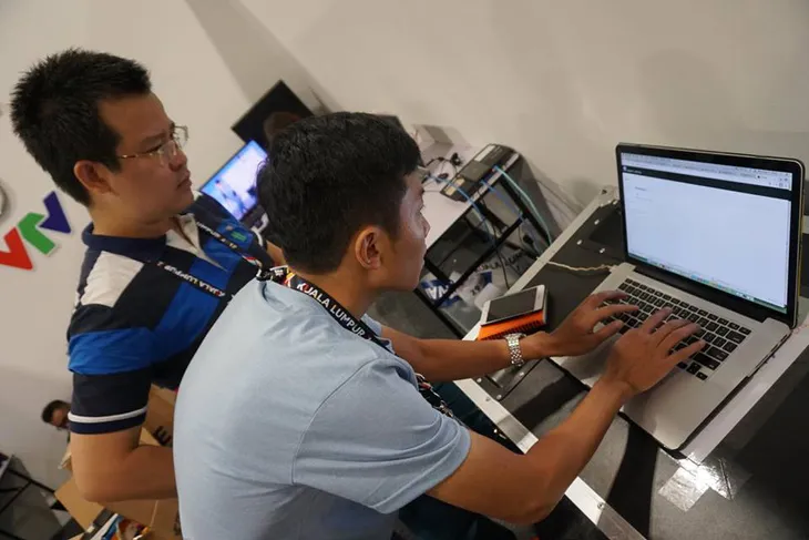 SEA Games 29: VTV triển khai thiết bị tại trung tâm truyền hình quốc tế IBC - Ảnh 3. SEA Games 29: VTV triển khai thiết bị tại trung tâm truyền hình quốc tế IBC - Ảnh 3.