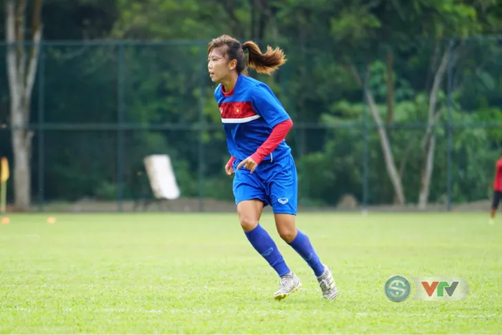 Ảnh: ĐT bóng đá nữ tập buổi đầu tiên tại Malaysia, sẵn sàng cho SEA Games 29 - Ảnh 7. Ảnh: ĐT bóng đá nữ tập buổi đầu tiên tại Malaysia, sẵn sàng cho SEA Games 29 - Ảnh 7.