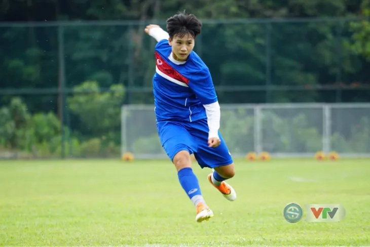Ảnh: ĐT bóng đá nữ tập buổi đầu tiên tại Malaysia, sẵn sàng cho SEA Games 29 - Ảnh 13. Ảnh: ĐT bóng đá nữ tập buổi đầu tiên tại Malaysia, sẵn sàng cho SEA Games 29 - Ảnh 13.