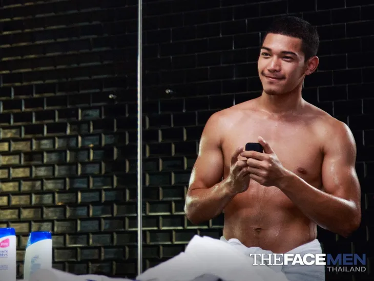 Thí sinh The Face Men đua nhau soi gương, tập trao nhẫn cầu hôn - Ảnh 10. Thí sinh The Face Men đua nhau soi gương, tập trao nhẫn cầu hôn - Ảnh 10.