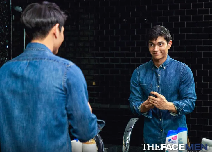 Thí sinh The Face Men đua nhau soi gương, tập trao nhẫn cầu hôn - Ảnh 1. Thí sinh The Face Men đua nhau soi gương, tập trao nhẫn cầu hôn - Ảnh 1.