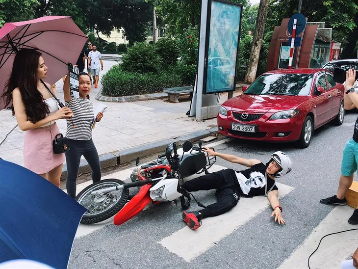 Ghét thì yêu thôi: Ngắm loạt ảnh Du - Kim thời còn là gai trong mắt nhau - Ảnh 1. Ghét thì yêu thôi: Ngắm loạt ảnh Du - Kim thời còn là gai trong mắt nhau - Ảnh 1.
