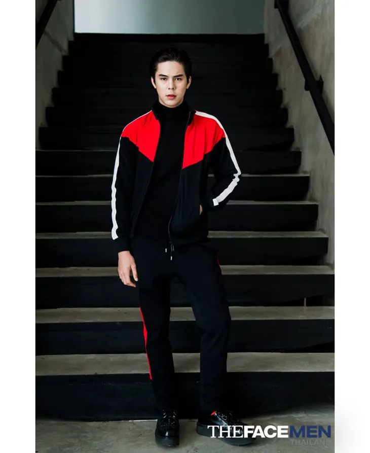 Thế này bảo sao chàng HLV của The Face Men hot hơn cả thí sinh! - Ảnh 1. Thế này bảo sao chàng HLV của The Face Men hot hơn cả thí sinh! - Ảnh 1.