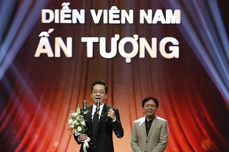 Phim truyền hình Việt qua góc nhìn của NSND Hoàng Dũng và diễn viên Bảo Thanh - Ảnh 2. Phim truyền hình Việt qua góc nhìn của NSND Hoàng Dũng và diễn viên Bảo Thanh - Ảnh 2.