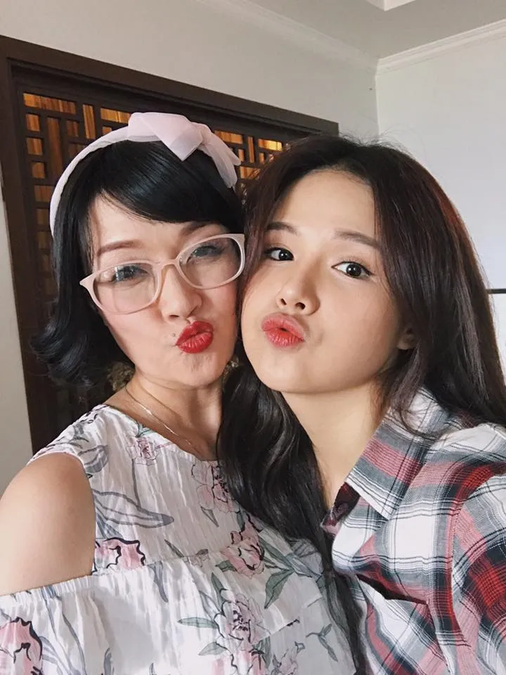 Dàn diễn viên Ghét thì yêu thôi cực đáng yêu qua loạt ảnh hậu trường - Ảnh 6. Dàn diễn viên Ghét thì yêu thôi cực đáng yêu qua loạt ảnh hậu trường - Ảnh 6.