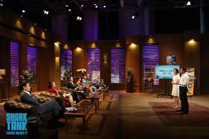 Shark Tank Việt Nam - Tập 6: Thương thuyết căng thẳng, đôi vợ chồng trẻ gọi thành công 11 tỷ đồng từ Shark Phú - Ảnh 3. Shark Tank Việt Nam - Tập 6: Thương thuyết căng thẳng, đôi vợ chồng trẻ gọi thành công 11 tỷ đồng từ Shark Phú - Ảnh 3.