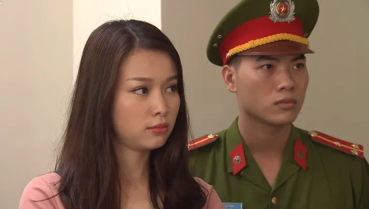 Ghét thì yêu thôi - Tập 23: Ly tố cáo Ca trước mặt đông đủ mọi người - Ảnh 2. Ghét thì yêu thôi - Tập 23: Ly tố cáo Ca trước mặt đông đủ mọi người - Ảnh 2.