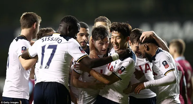 Vòng 37 Ngoại hạng Anh: Chelsea chạm trán Liverpool, Arsenal đá trận cuối trên sân nhà dưới thời HLV Wenger - Ảnh 2. Vòng 37 Ngoại hạng Anh: Chelsea chạm trán Liverpool, Arsenal đá trận cuối trên sân nhà dưới thời HLV Wenger - Ảnh 2.