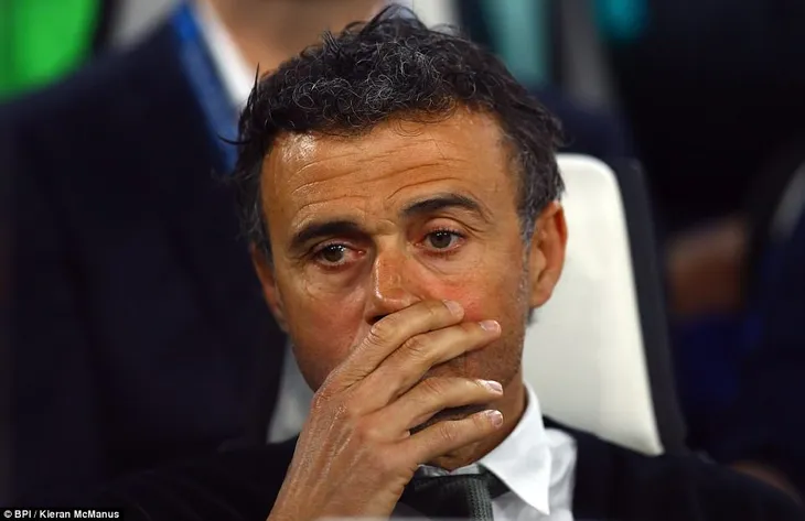 Tứ kết Champions League, Juventus 3-0 Barcelona: Messi và các đồng đội thua đậm ở lượt đi - Ảnh 4. Tứ kết Champions League, Juventus 3-0 Barcelona: Messi và các đồng đội thua đậm ở lượt đi - Ảnh 4.