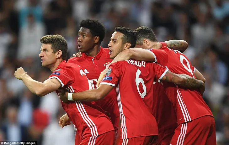 Real Madrid 4-2 Bayern Munich: Ronaldo lập hat-trick ấn tượng - Ảnh 2. Real Madrid 4-2 Bayern Munich: Ronaldo lập hat-trick ấn tượng - Ảnh 2.