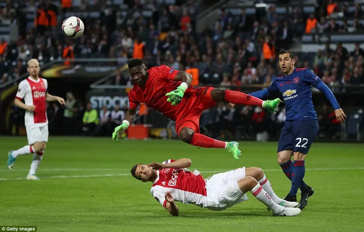 Ảnh: Man Utd đánh bại Ajax trong trận chung kết Europa League 2017 để đăng quang ngôi vô địch - Ảnh 5. Ảnh: Man Utd đánh bại Ajax trong trận chung kết Europa League 2017 để đăng quang ngôi vô địch - Ảnh 5.