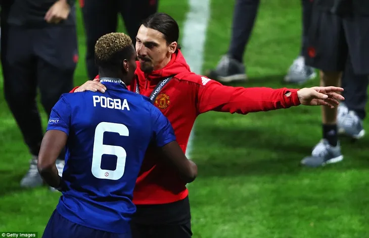 Ảnh: Man Utd đánh bại Ajax trong trận chung kết Europa League 2017 để đăng quang ngôi vô địch - Ảnh 10. Ảnh: Man Utd đánh bại Ajax trong trận chung kết Europa League 2017 để đăng quang ngôi vô địch - Ảnh 10.