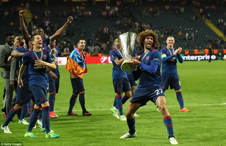 Ảnh: Man Utd đánh bại Ajax trong trận chung kết Europa League 2017 để đăng quang ngôi vô địch - Ảnh 12. Ảnh: Man Utd đánh bại Ajax trong trận chung kết Europa League 2017 để đăng quang ngôi vô địch - Ảnh 12.