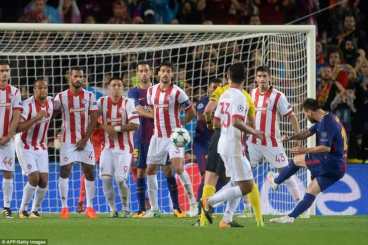 Kết quả bóng đá Champions League rạng sáng 19/10: Chelsea - Roma hòa kịch tính, PSG, Bayern Munich đại thắng - Ảnh 3. Kết quả bóng đá Champions League rạng sáng 19/10: Chelsea - Roma hòa kịch tính, PSG, Bayern Munich đại thắng - Ảnh 3.