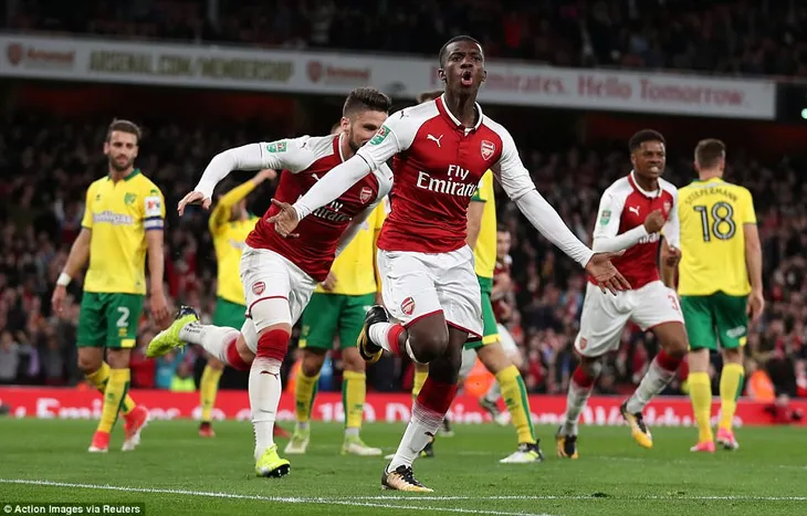 Kết quả bóng đá châu Âu sáng 25/10: Barcelona, Man Utd thắng dễ, nhọc nhằn Arsenal, Man City - Ảnh 2. Kết quả bóng đá châu Âu sáng 25/10: Barcelona, Man Utd thắng dễ, nhọc nhằn Arsenal, Man City - Ảnh 2.