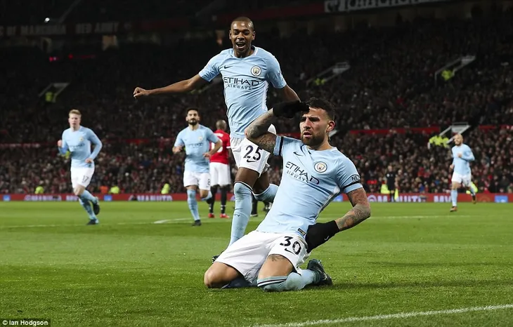 Kết quả, BXH Ngoại hạng Anh sau vòng 16: Man City đánh bại MU, Chelsea thua West Ham, Tottenham trở lại mạch thắng - Ảnh 1. Kết quả, BXH Ngoại hạng Anh sau vòng 16: Man City đánh bại MU, Chelsea thua West Ham, Tottenham trở lại mạch thắng - Ảnh 1.