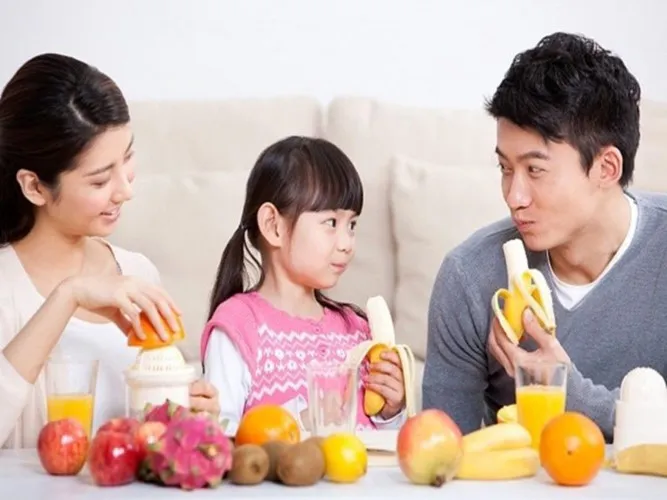 Ăn 3 quả chuối mỗi ngày, bạn sẽ thấy điều bất ngờ xảy ra - Ảnh 1. Ăn 3 quả chuối mỗi ngày, bạn sẽ thấy điều bất ngờ xảy ra - Ảnh 1.