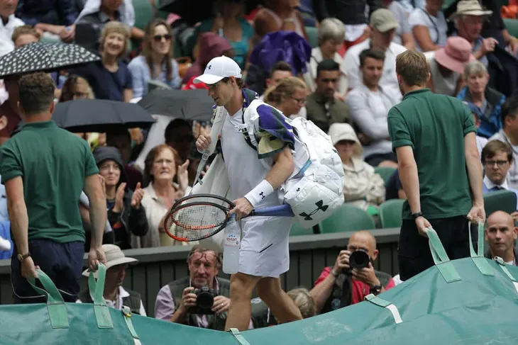 Murray quên cả đau đớn để thắng trận mở màn Wimbledon 2017 - Ảnh 1. Murray quên cả đau đớn để thắng trận mở màn Wimbledon 2017 - Ảnh 1.