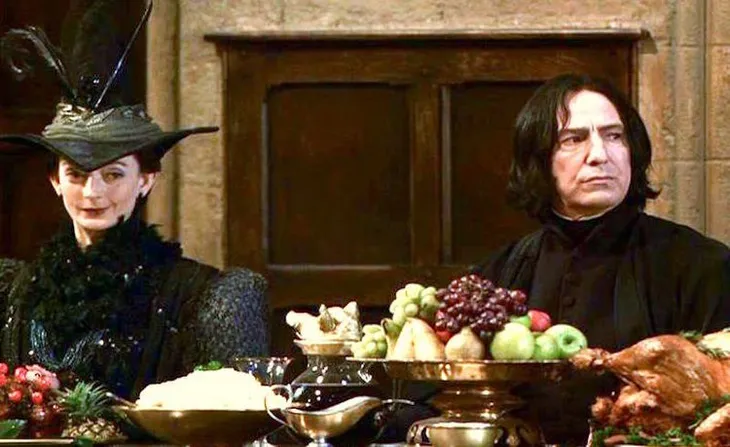 Dàn sao phim Harry Potter lột xác ra sao trong bom tấn Game of Thrones? - Ảnh 19. Dàn sao phim Harry Potter lột xác ra sao trong bom tấn Game of Thrones? - Ảnh 19.