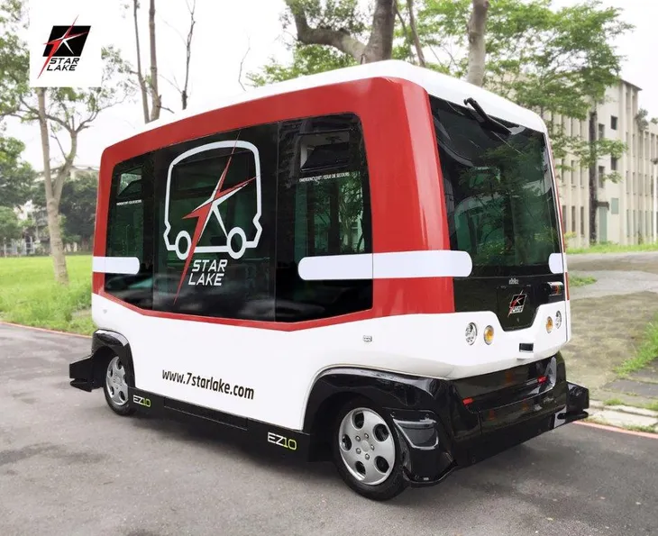 EZ10 - Xe bus không người lái đầu tiên ở Đài Loan - Ảnh 2. EZ10 - Xe bus không người lái đầu tiên ở Đài Loan - Ảnh 2.