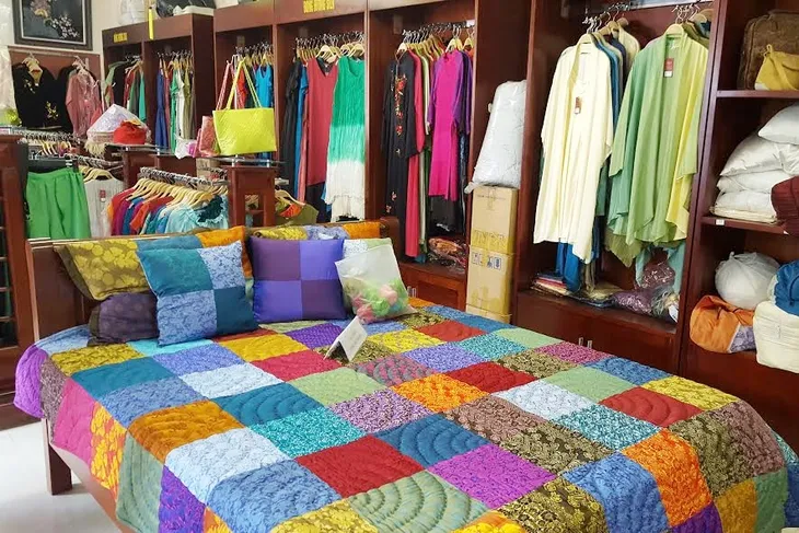 Vạn Phúc: Đẩy mạnh quảng bá du lịch tại làng nghề truyền thống - Ảnh 18. Vạn Phúc: Đẩy mạnh quảng bá du lịch tại làng nghề truyền thống - Ảnh 18.