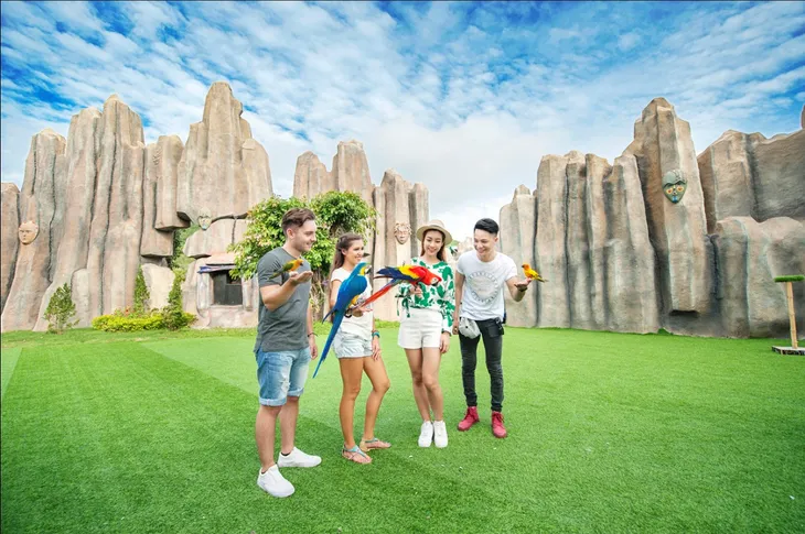 Đến Nha Trang trải nghiệm “Disneyland phiên bản Việt” - Ảnh 6. Đến Nha Trang trải nghiệm “Disneyland phiên bản Việt” - Ảnh 6.