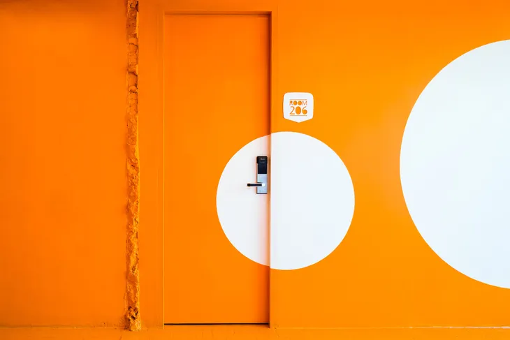 Ấn tượng hostel rực rỡ như thế giới hoạt hình ở Thái Lan - Ảnh 8. Ấn tượng hostel rực rỡ như thế giới hoạt hình ở Thái Lan - Ảnh 8.