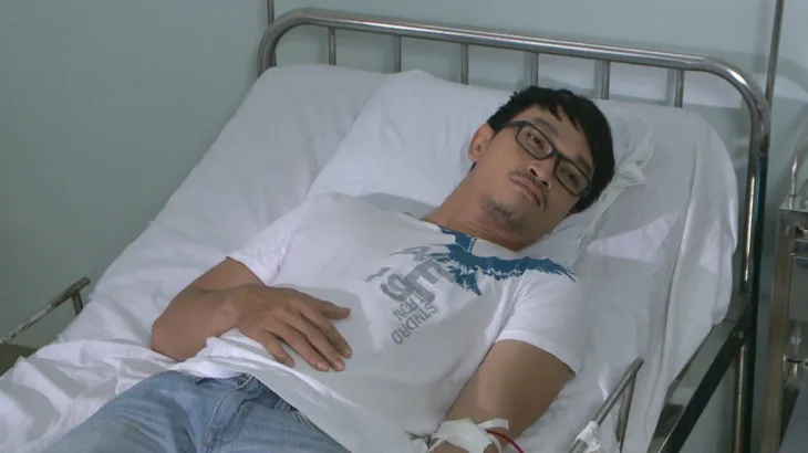 Phim Vực thẳm vô hình - Tập 28: Lanh (Hoàng Anh) bị người tình lớn tuổi cầm dao cứa cổ - Ảnh 4. Phim Vực thẳm vô hình - Tập 28: Lanh (Hoàng Anh) bị người tình lớn tuổi cầm dao cứa cổ - Ảnh 4.