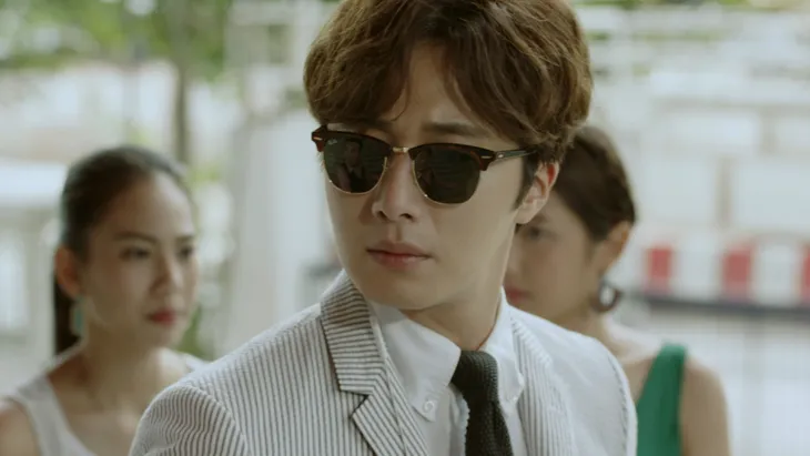 Nỗ lực của tài tử Jung Il Woo qua phim truyền hình Chuyện tình làng giải trí - Ảnh 1. Nỗ lực của tài tử Jung Il Woo qua phim truyền hình Chuyện tình làng giải trí - Ảnh 1.