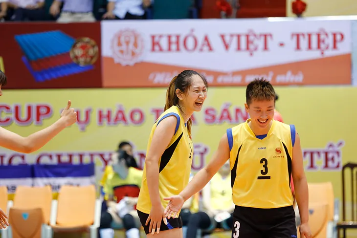 Khai mạc VTV Cup 2017: Bóng hồng Trung Quốc nổi bật với chiều cao khủng - Ảnh 8. Khai mạc VTV Cup 2017: Bóng hồng Trung Quốc nổi bật với chiều cao khủng - Ảnh 8.