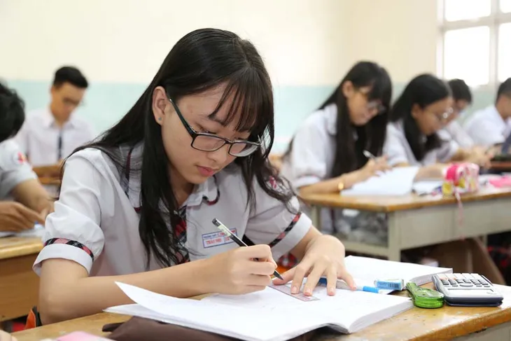 Giải pháp mới cho việc tổng ôn, luyện đề của học sinh THPT - Ảnh 1. Giải pháp mới cho việc tổng ôn, luyện đề của học sinh THPT - Ảnh 1.