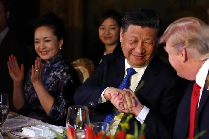 Cận cảnh yến tiệc thiết đãi Chủ tịch Trung Quốc của Tổng thống Trump - Ảnh 4. Cận cảnh yến tiệc thiết đãi Chủ tịch Trung Quốc của Tổng thống Trump - Ảnh 4.